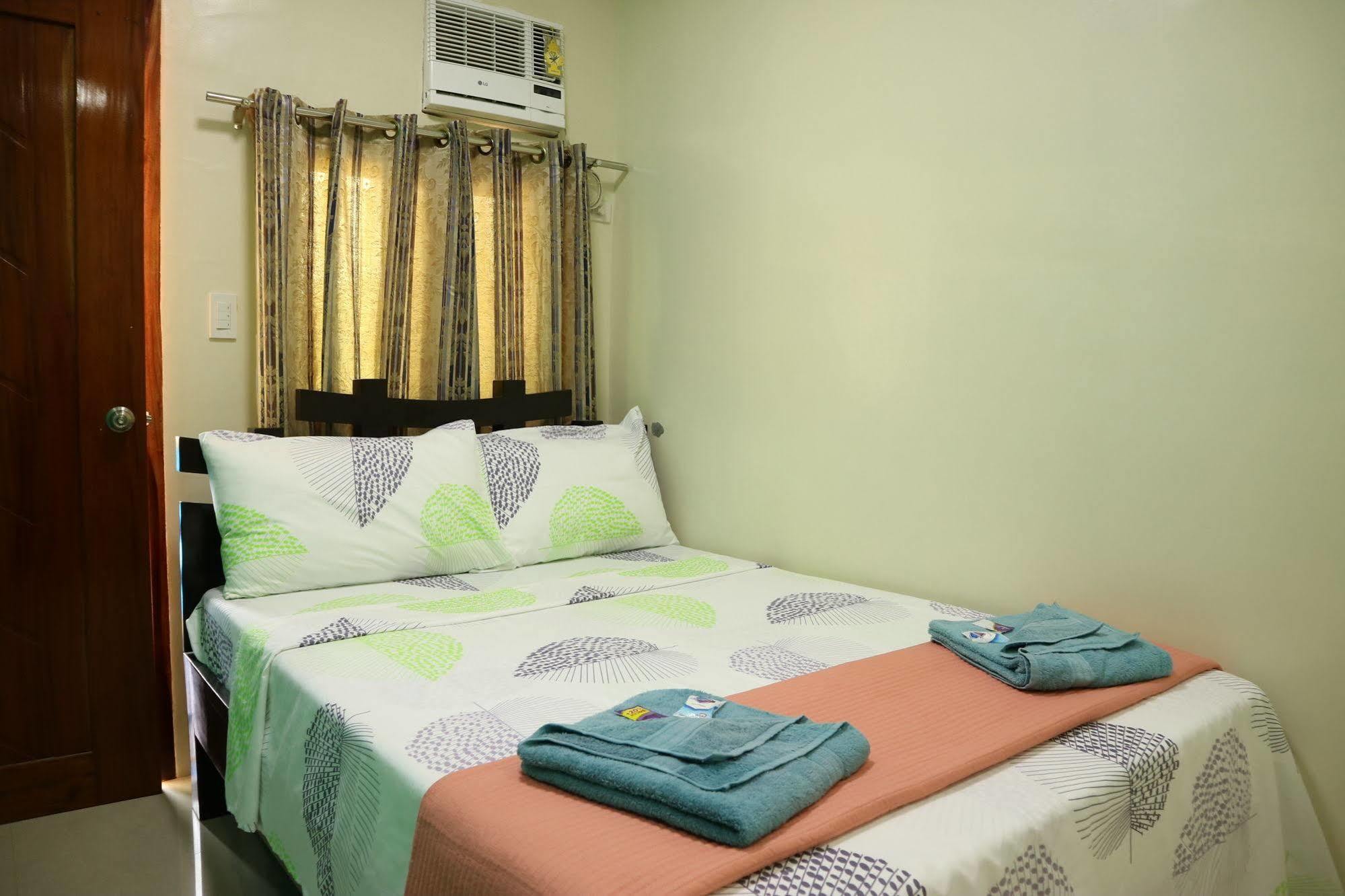 Ea Apartelle - Metro Vigan Exteriér fotografie
