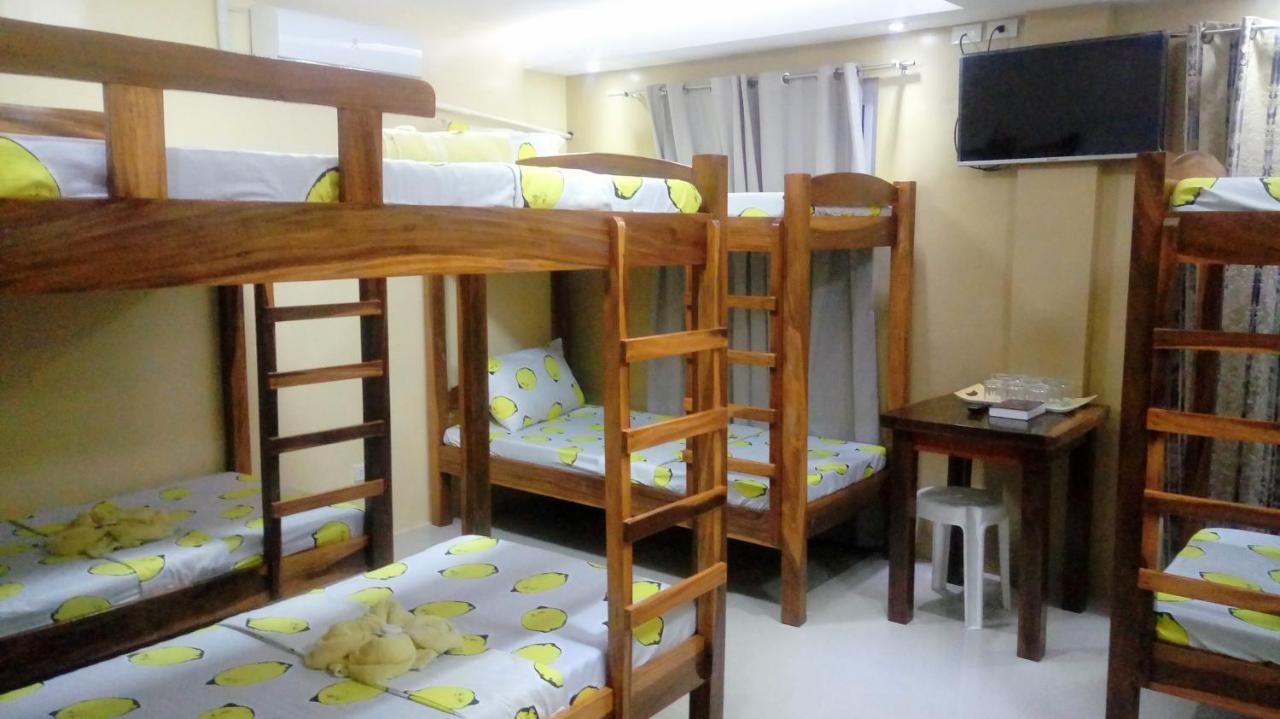 Ea Apartelle - Metro Vigan Exteriér fotografie